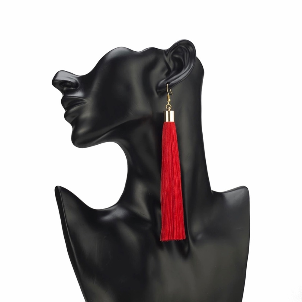 Black Long Tassel Earrings - Picture 3 of 3